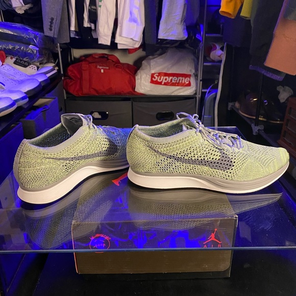 BRAND NEW - Nike - Flyknit Racer Running - Mens 12 - Picture 3 of 6